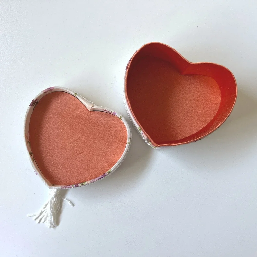 Vintage Floral Heart Shaped Trinket Box Jewelry Box Vanity Decor